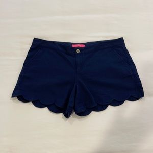 Lilly Pulitzer Navy 5” Buttercup Scalloped shorts, Size 14, Color Navy,
